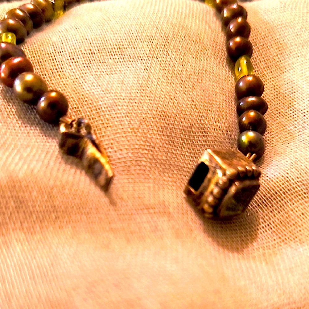 Handmade Green Bead & Gray Pearl Necklace & Bracelet Set - Picture 5 of 7